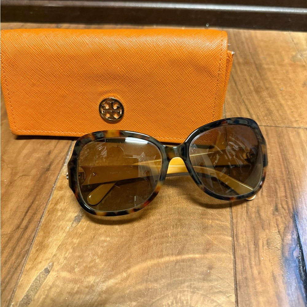 Tory Burch Tortoise Sunglasses with Vibrant Orange Case